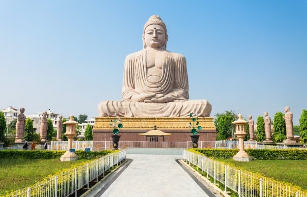 Varanasi – Bodhgaya – Varanasi Tour