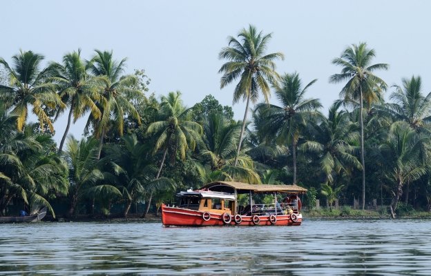 11 Days South India Heritage & Kerala Backwaters Tour