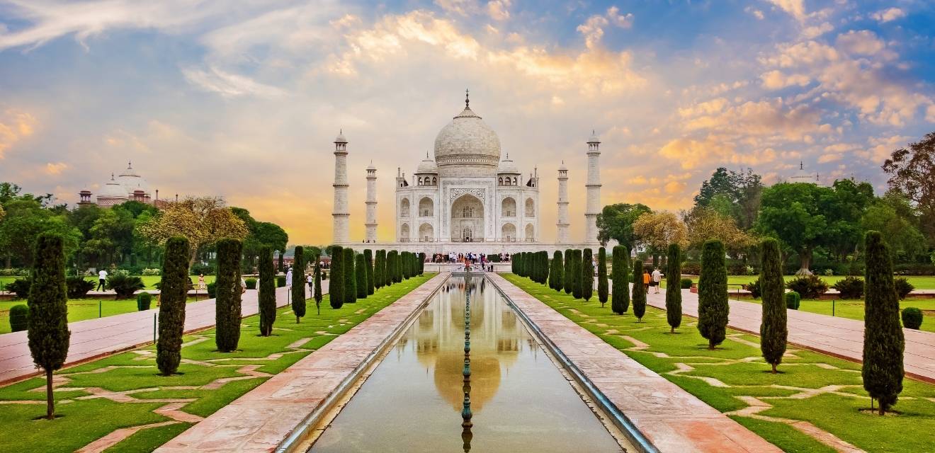 Agra Mathura Tour by Car