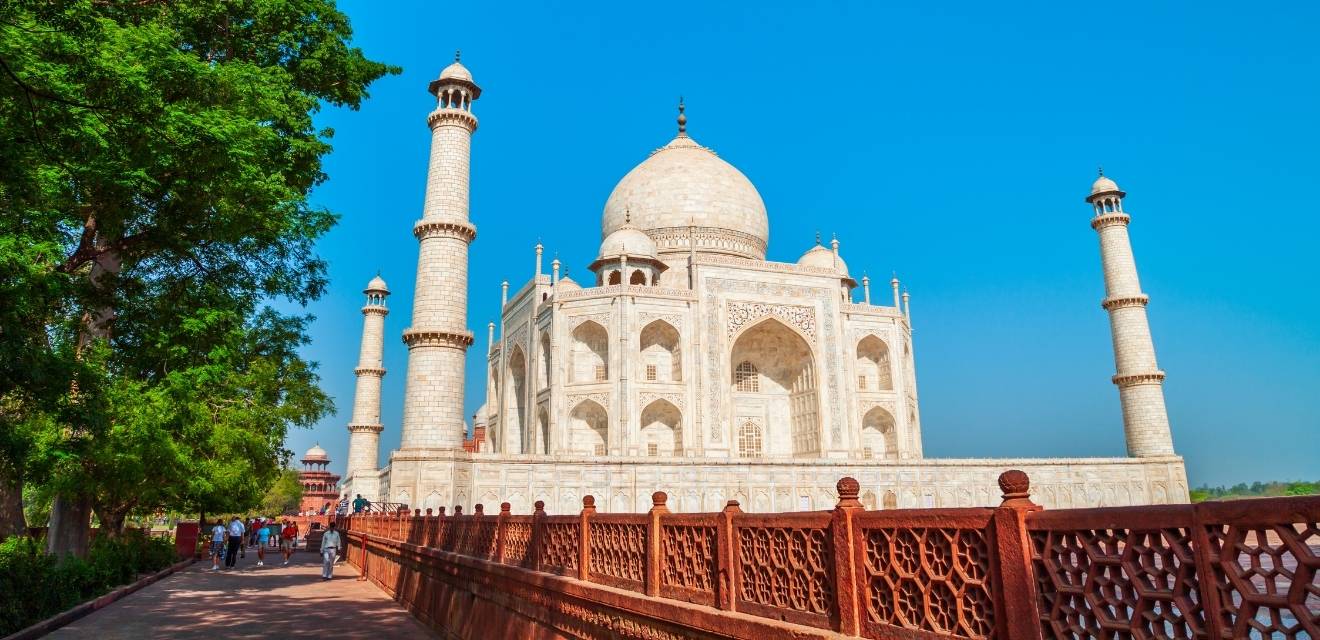 Taj Mahal Sunrise Tour by Car